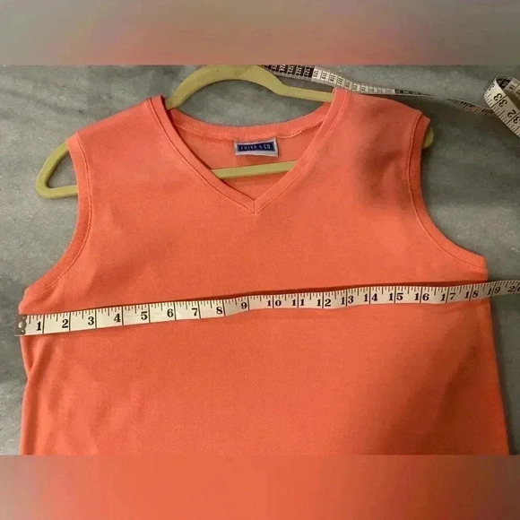 VTG Erika & Co Lightweight Soft Knit Sweater Vest Orange Sleeveless Top Size M - Picture 7 of 10